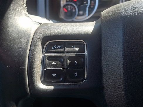 Used 2017 RAM 2500 SLT w/ Luxury Group image 22