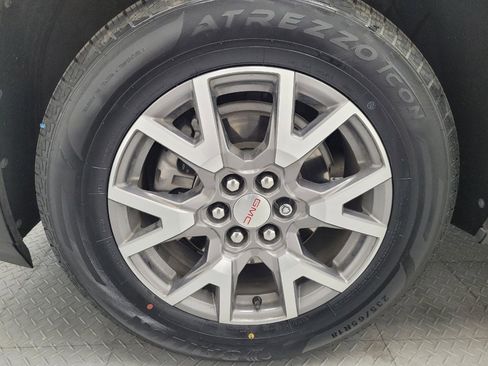 Used 2021 GMC Acadia SLT FWD image 31