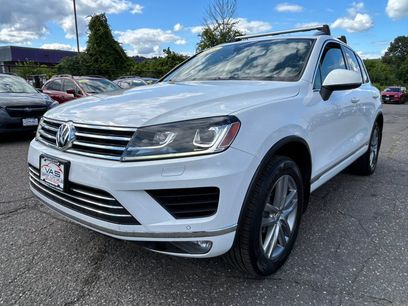Used 2016 Volkswagen Touareg VR6