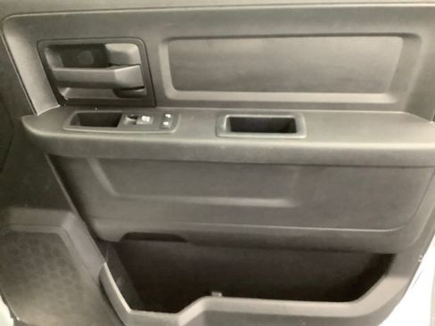 Used 2016 RAM 2500 Tradesman w/ Chrome Appearance Group AWD/4WD image 21
