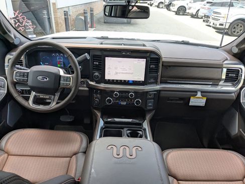New 2025 Ford F350 King Ranch w/ Chrome Package AWD/4WD image 15