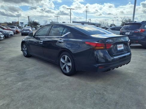Used 2022 Nissan Altima 2.5 SL image 2