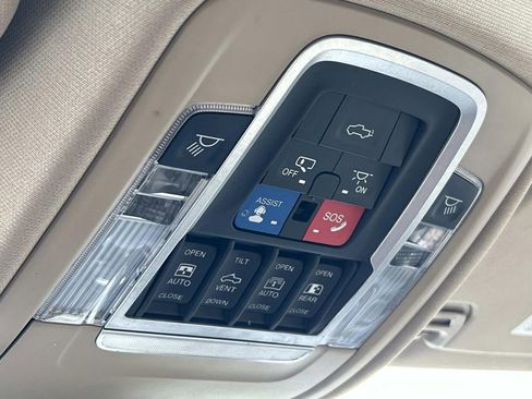 Used 2019 RAM 1500 Limited image 35