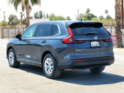Used 2025 Honda CR-V LX image 6