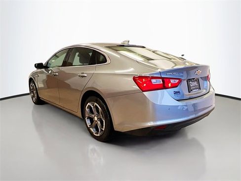 Used 2024 Chevrolet Malibu LT image 35