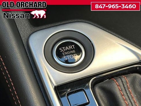 Used 2023 Nissan Sentra SR w/ SR Premium Package image 19