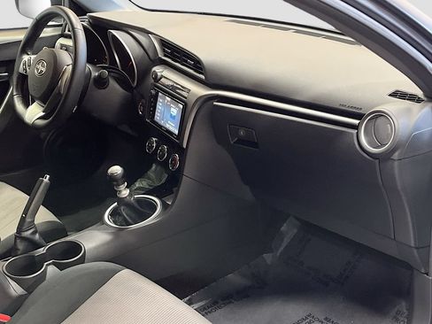 Used 2016 Scion tC FWD image 26