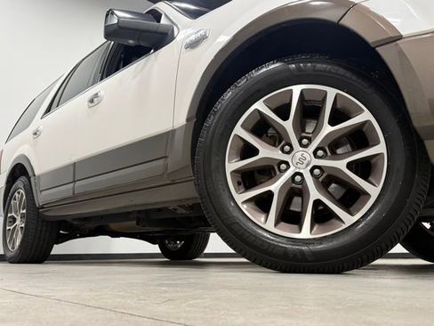 Used 2016 Ford Expedition King Ranch image 3