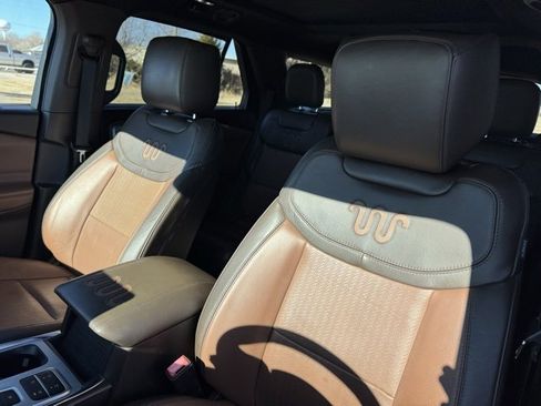 Used 2022 Ford Explorer King Ranch w/ Class IV Trailer Tow Package image 11