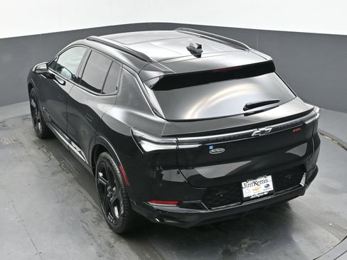New 2025 Chevrolet Equinox EV RS w/ Convenience Package II FWD image 33