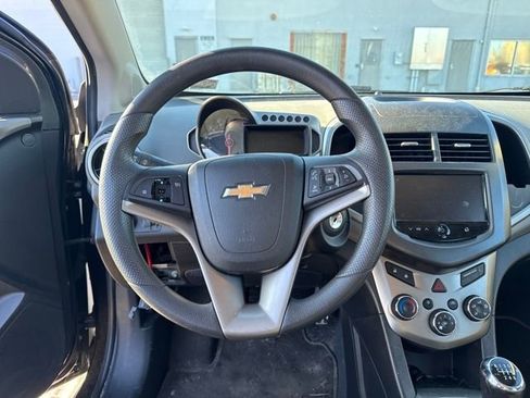 Used 2013 Chevrolet Sonic LT image 14