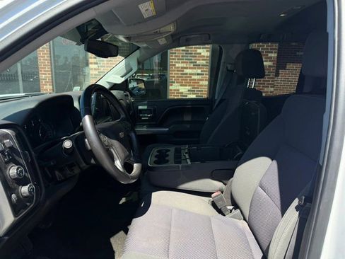 Used 2017 Chevrolet Silverado 1500 LT w/ All Star Edition AWD/4WD image 4