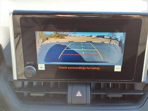 Used 2024 Toyota RAV4 XLE image 16