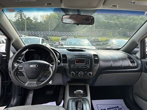 Used 2016 Kia Forte LX FWD image 14