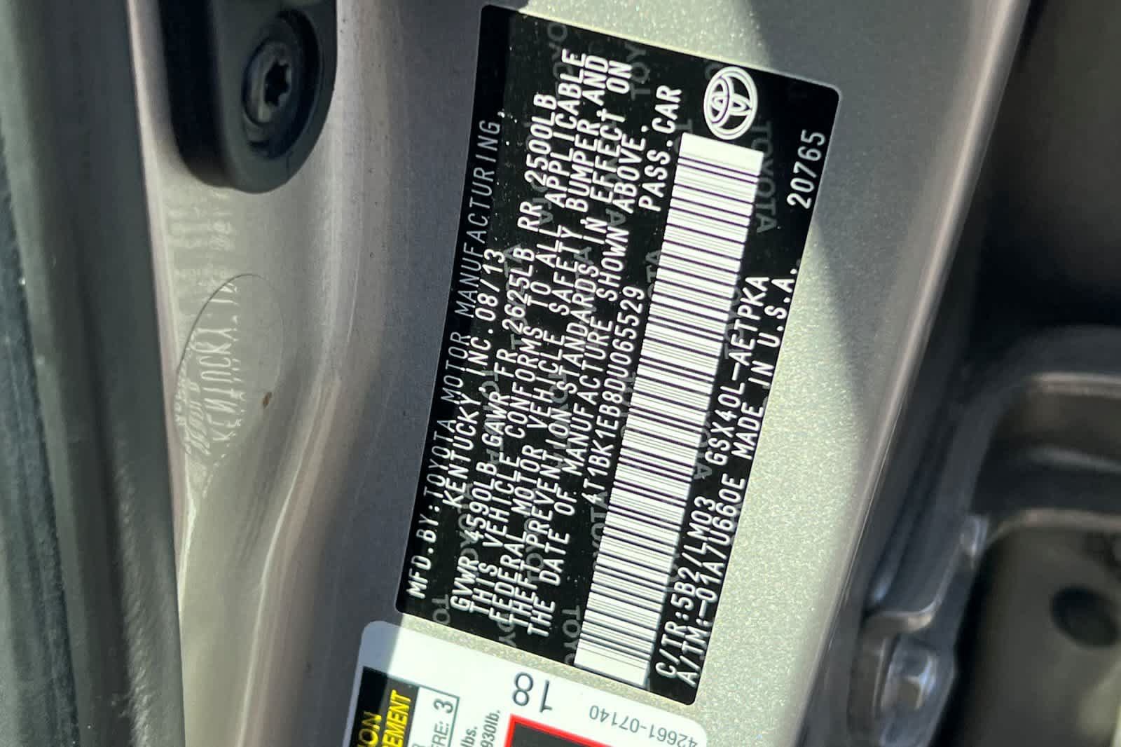 Used 2013 Toyota Avalon Limited w/ Technology Pkg FWD image 33