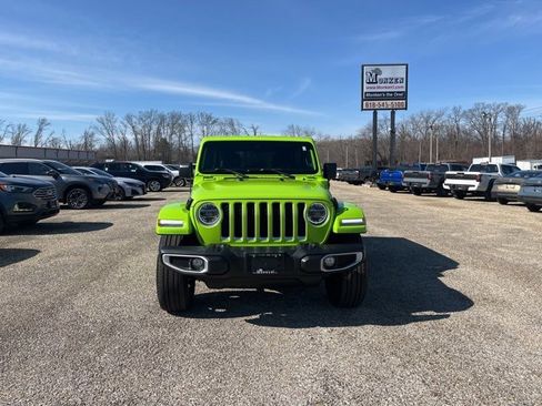 Used 2021 Jeep Wrangler Unlimited Sahara w/ Dual Top Group image 24