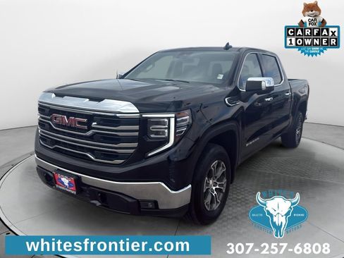 Used 2025 GMC Sierra 1500 SLT AWD/4WD image 1