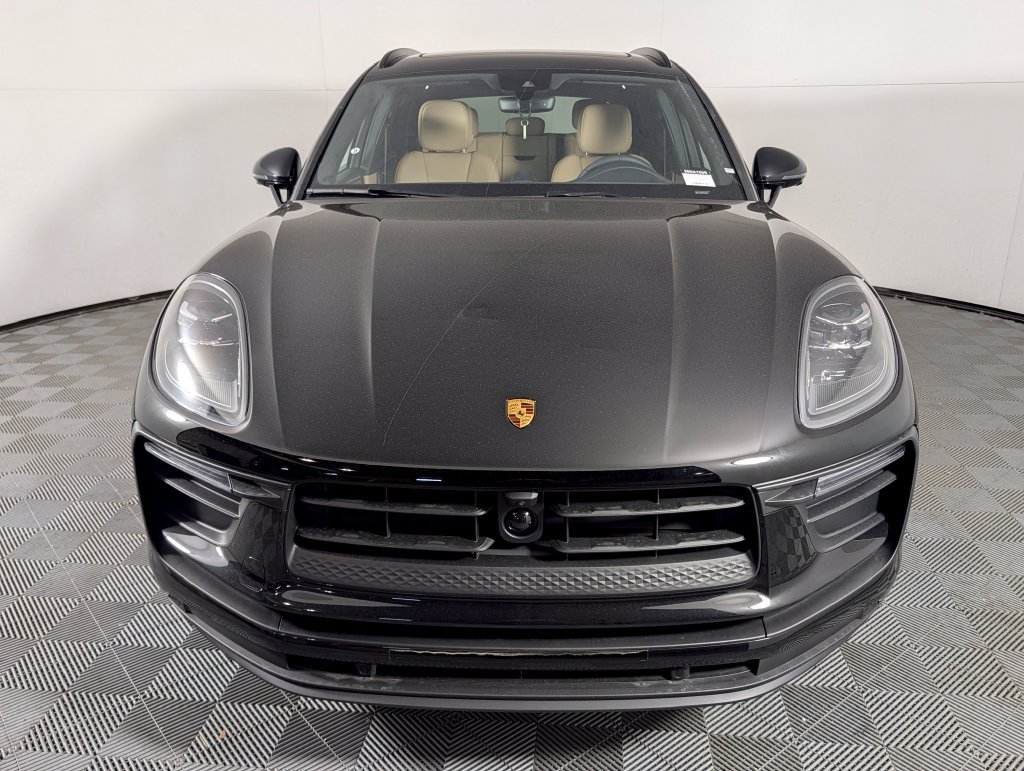 New 2026 Porsche Macan AWD/4WD image 10