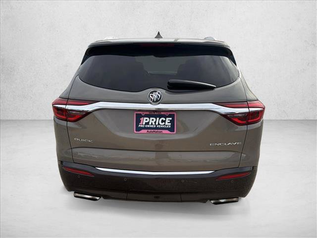 Used 2018 Buick Enclave Essence FWD image 4