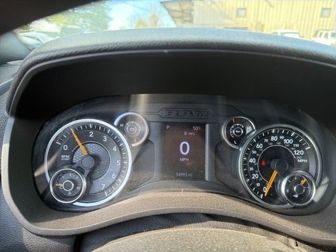 Used 2022 RAM 3500 Tradesman w/ Chrome Appearance Group image 13