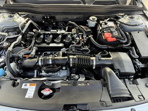 Used 2020 Honda Accord EX image 30