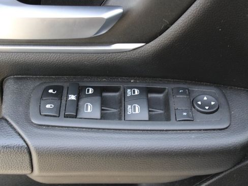 Used 2022 RAM 1500 Big Horn image 10