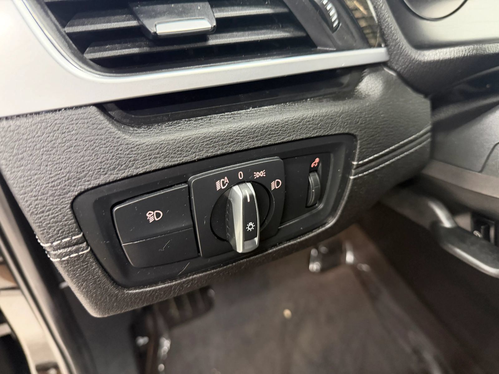 Used 2021 BMW X2 sDrive28i w/ Convenience Package FWD image 24