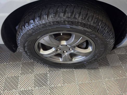 Used 2015 Honda Pilot EX image 32