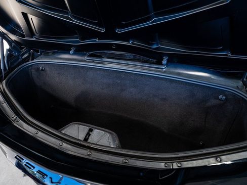 Used 2021 Chevrolet Corvette Stingray w/ Z51 Performance Package image 56