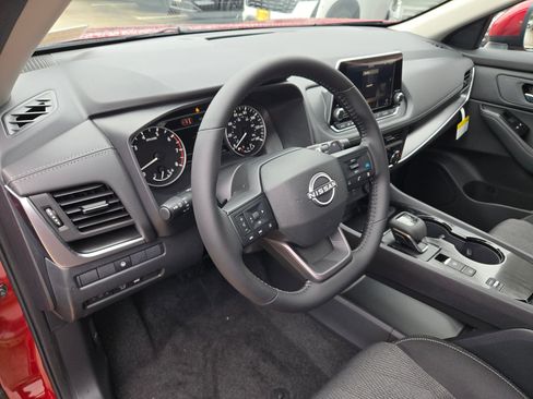 New 2026 Nissan Rogue SV FWD image 10