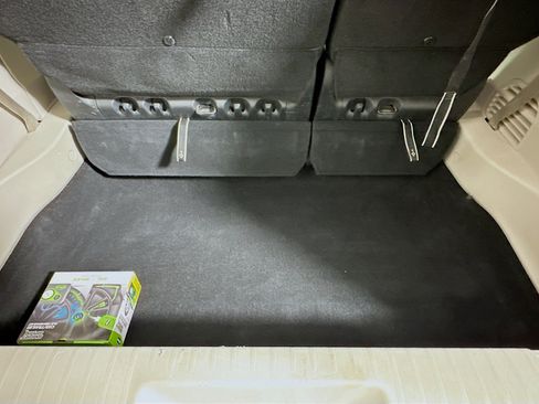 Used 2020 Chrysler Pacifica Touring-L image 28