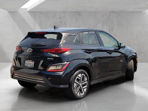 Used 2023 Hyundai Kona SEL FWD image 5