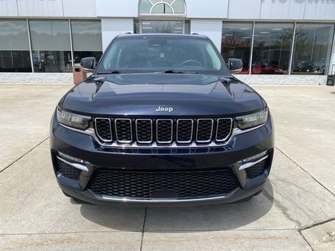 Used 2023 Jeep Grand Cherokee Limited AWD/4WD image 12