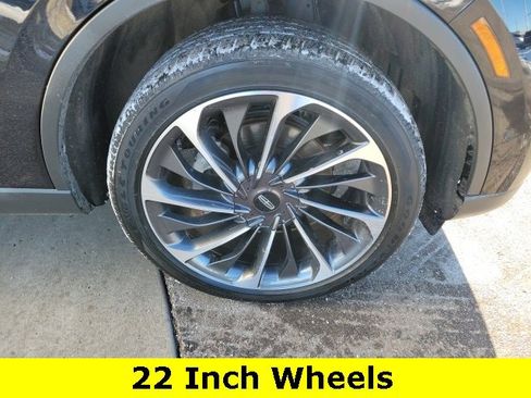 Certified 2023 Lincoln Aviator Reserve w/ Equipment Group 201A image 10