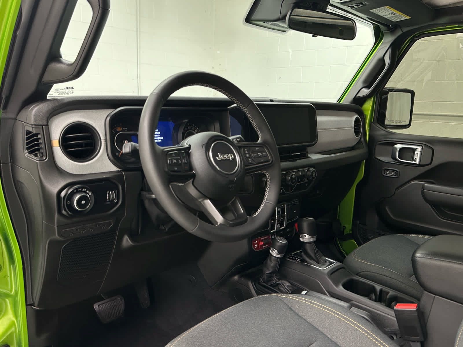 Used 2025 Jeep Wrangler Unlimited Sport AWD/4WD image 10