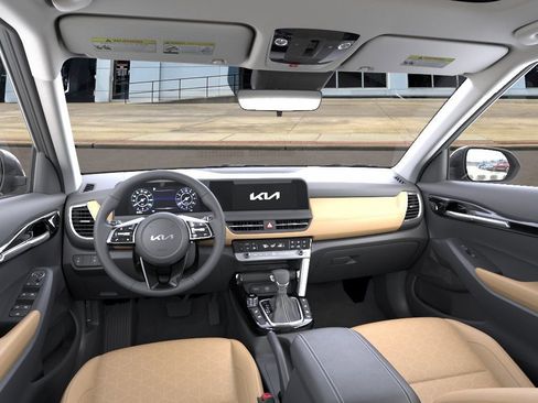 New 2026 Kia Seltos EX AWD/4WD image 17