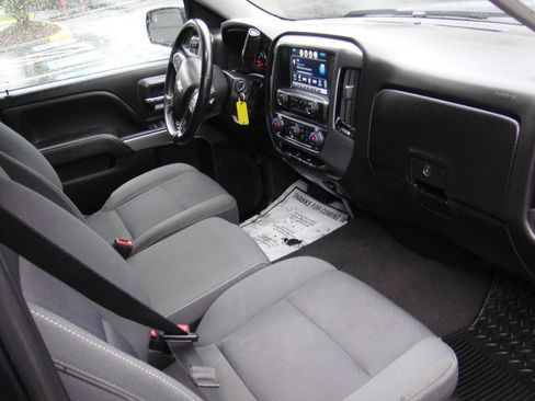 Used 2019 Chevrolet Silverado 1500 LT w/ All Star Edition image 15