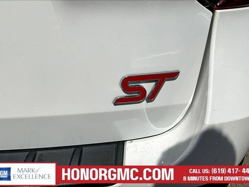 Used 2023 Ford Explorer ST w/ Equipment Group 401A AWD/4WD image 24
