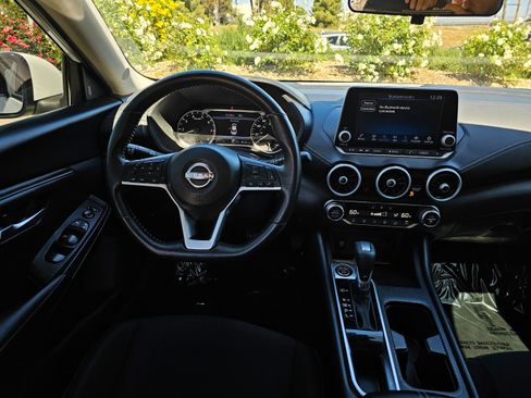 Used 2025 Nissan Sentra SV w/ All-Weather Package image 21