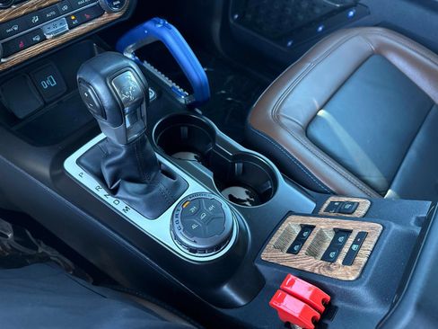 Used 2022 Ford Bronco Outer Banks image 23