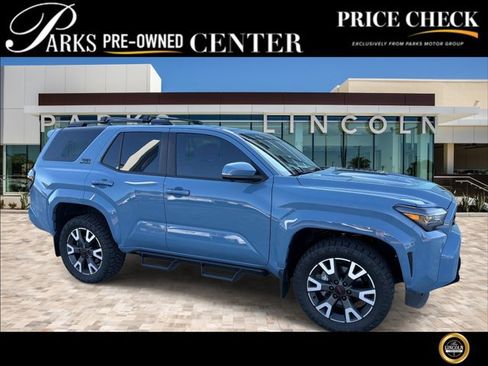 Used 2025 Toyota 4Runner TRD Sport Premium AWD/4WD image 1