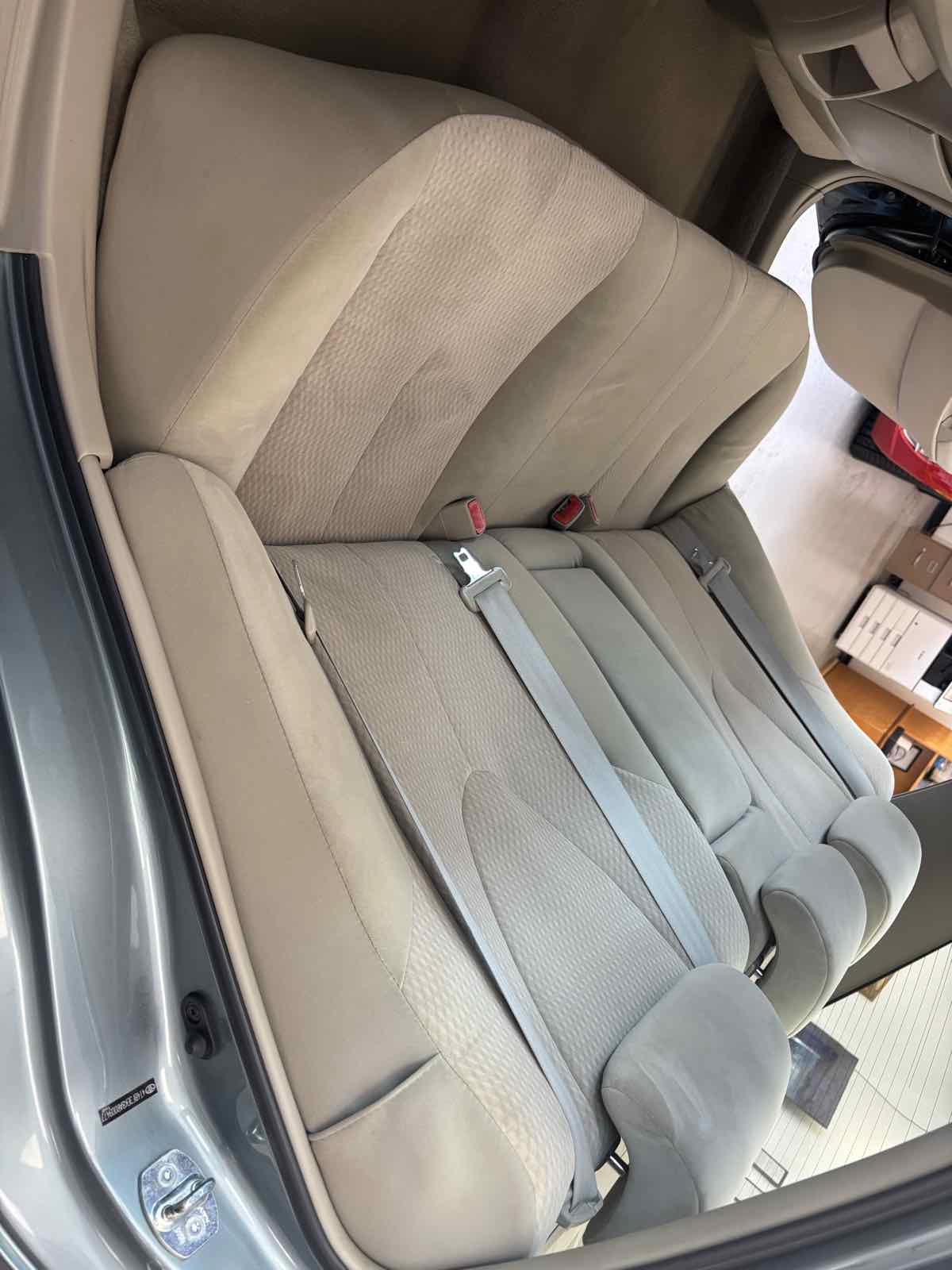 Used 2010 Toyota Camry LE w/ Fleet Convenience Pkg FWD image 20