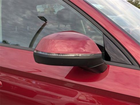 Used 2018 Audi Q5 2.0T Premium w/ Convenience Package image 12