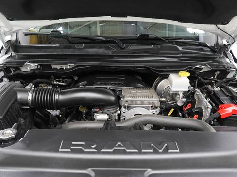 Used 2020 RAM 1500 Laramie AWD/4WD image 33