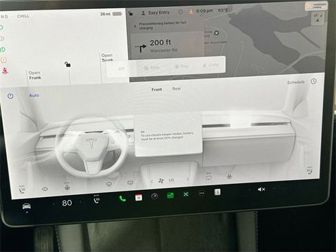 Used 2022 Tesla Model Y Long Range image 15