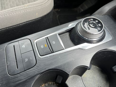 Certified 2022 Ford Escape SE w/ Cold Weather Package image 14