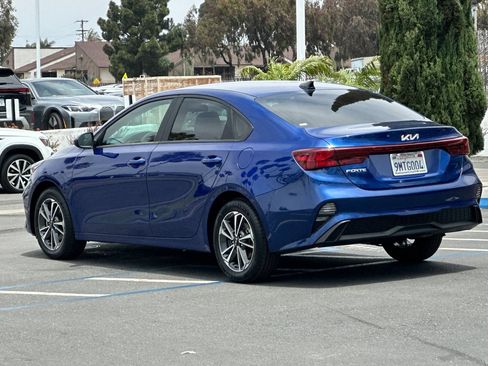 Used 2024 Kia Forte LXS FWD image 6