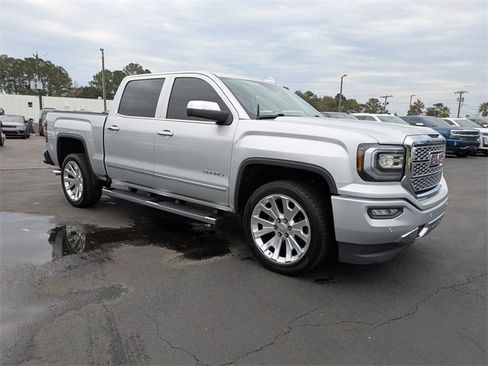 Used 2018 GMC Sierra 1500 Denali image 2