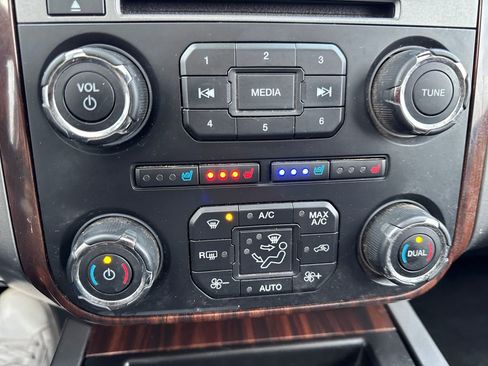 Used 2017 Ford Expedition Max Platinum image 32