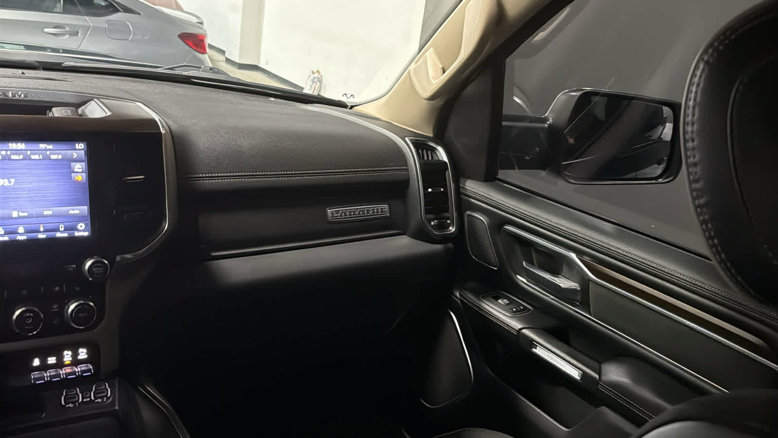Used 2021 RAM 1500 Laramie AWD/4WD image 27